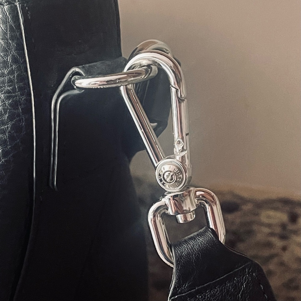Henri Bendel Black Shoulder Bag - Picture 7 of 16